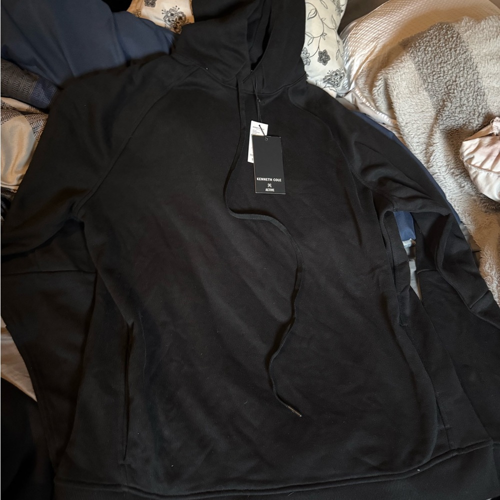 Kenneth Cole Active Black Pullover